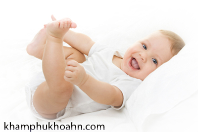 [Image: phu-nu-sau-sinh-nen-an-gi.jpg]